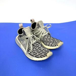 adidas gazelle silver green womens Adidas NMD XR1 Triple White